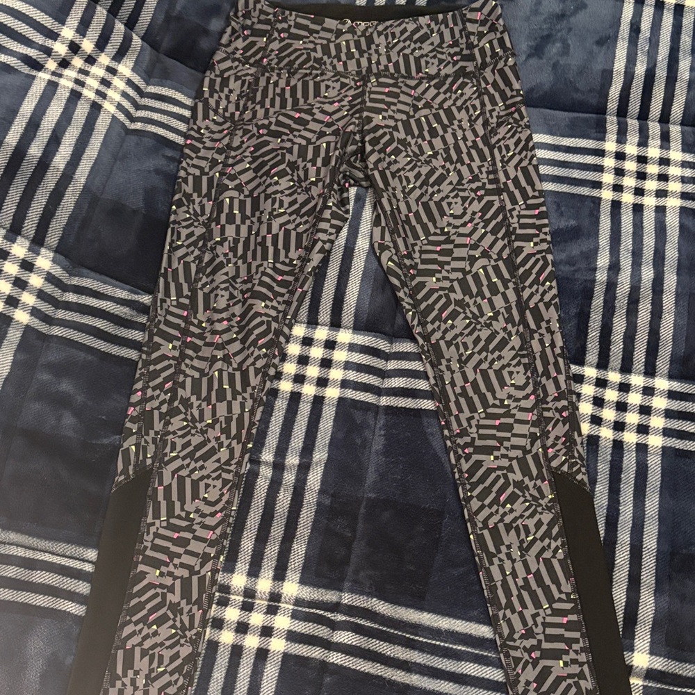 MPG Geometric Patterned Leggings